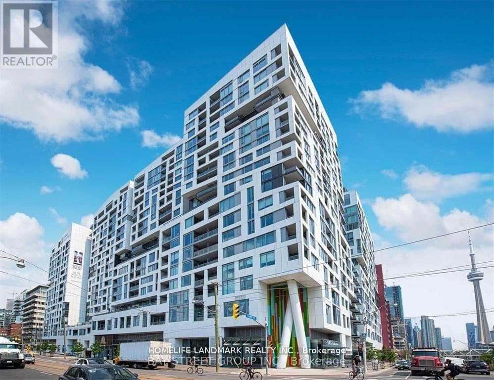 1113- 27 BATHURST Street
