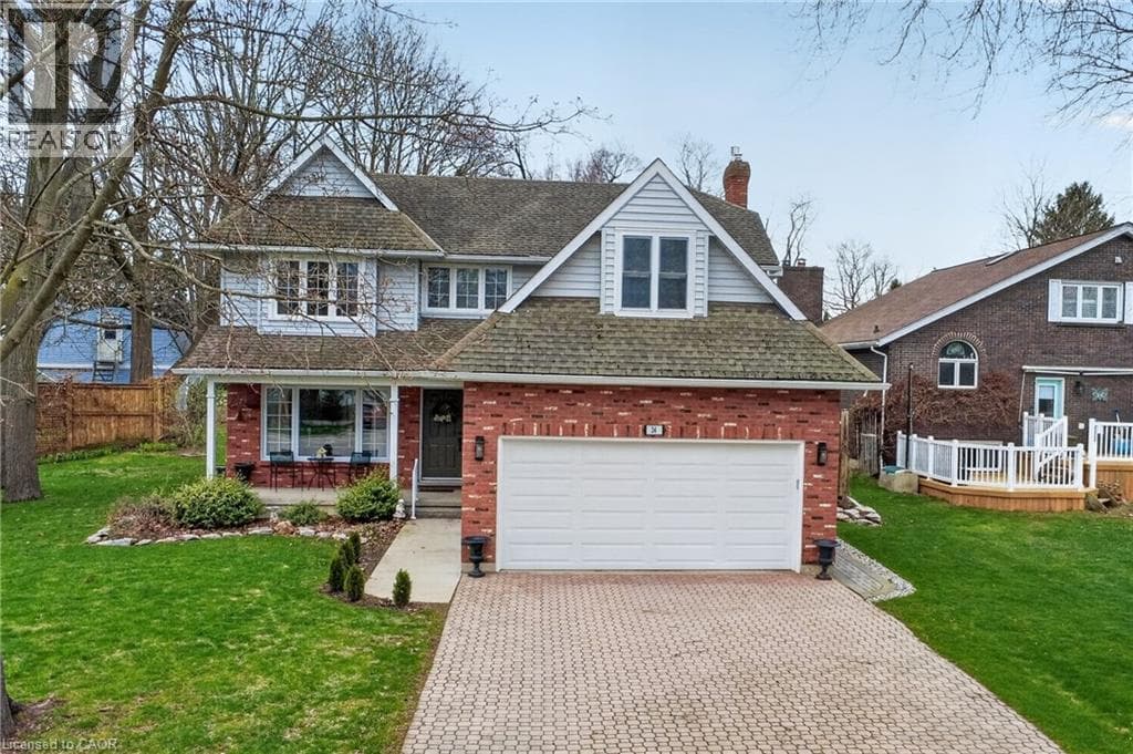 24 LAKESIDE Place