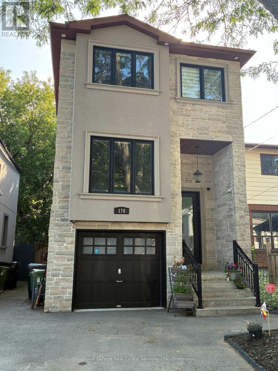 176 Leyton Avenue