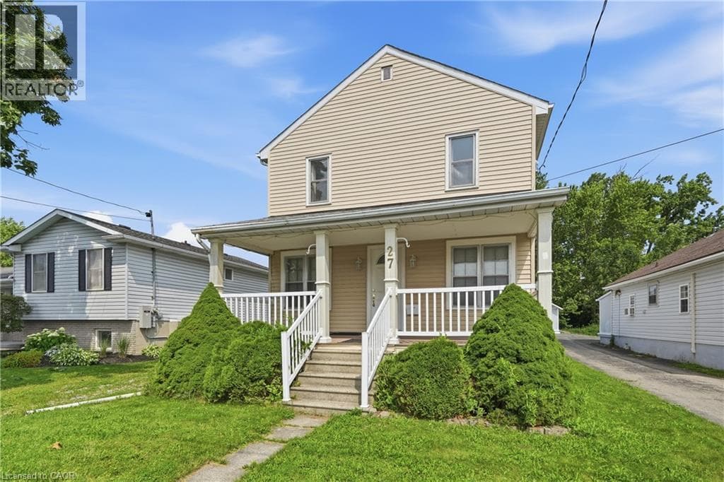 Single Family at 27 DRUMMOND Crescent, Fort Erie, Ontario - Photo 2 - RE/MAX Garden City Realty