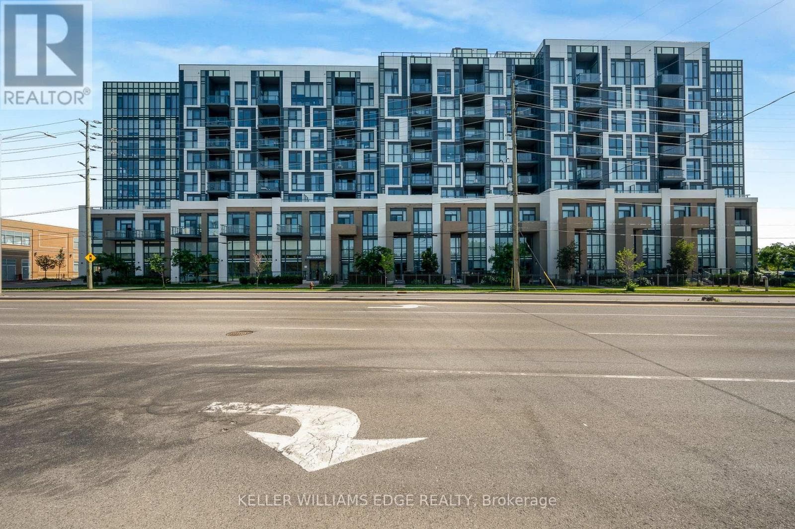 305- 509 Dundas Street
