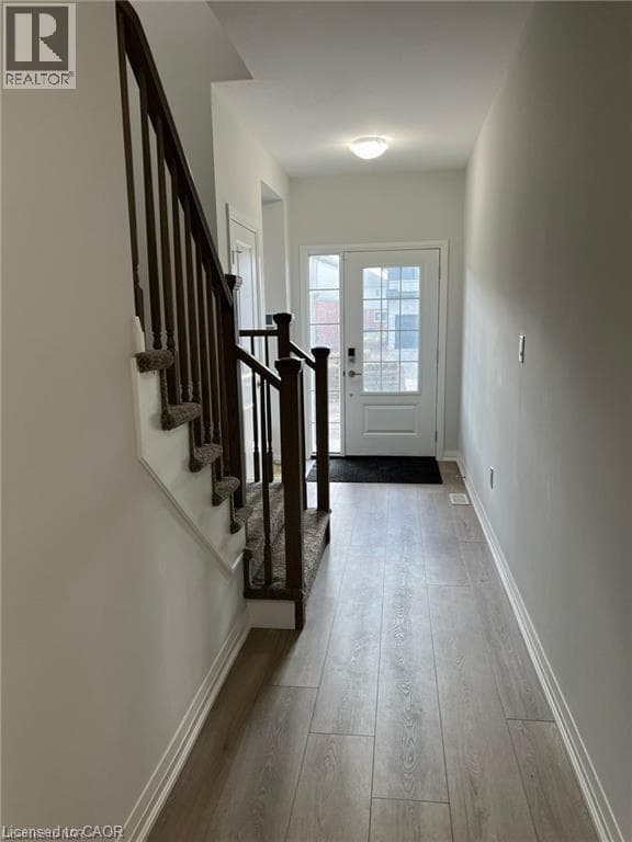 Single Family at 45 BUR OAK Drive, Thorold, Ontario - Photo 3 - RE/MAX Garden City Realty