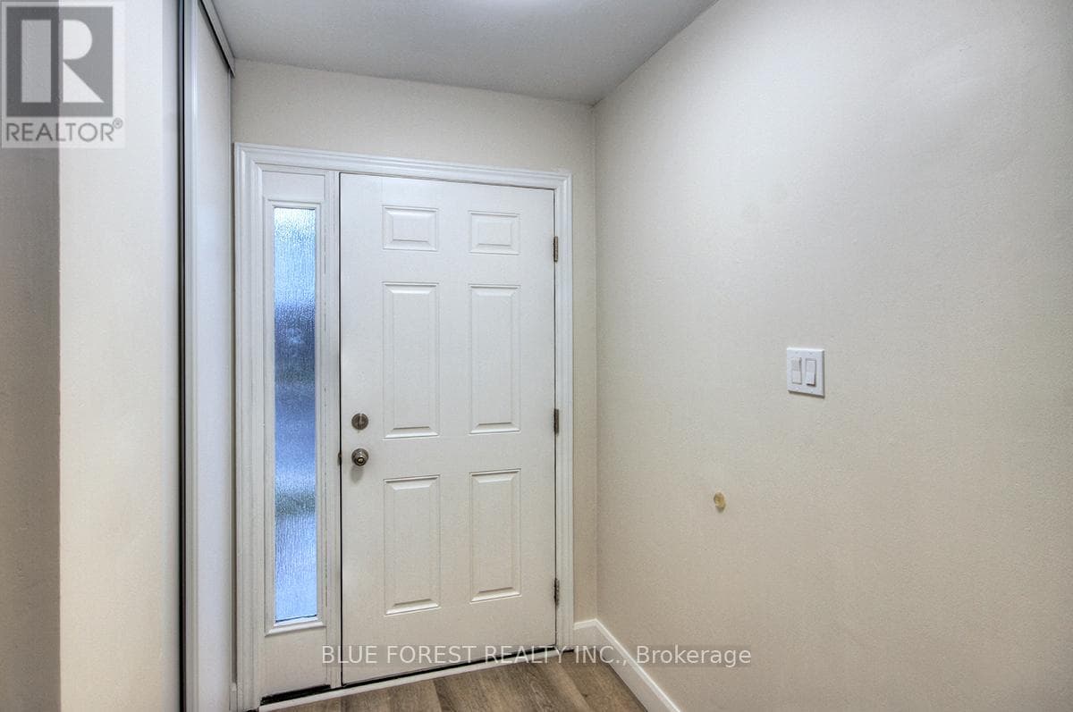 Single Family at 100- 690 Little Grey Street, London East (East L), Ontario - Photo 4 - RE/MAX Garden City Realty