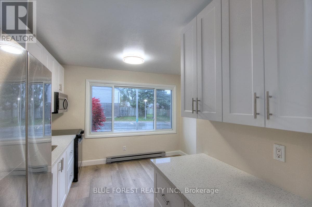 Single Family at 100- 690 Little Grey Street, London East (East L), Ontario - Photo 5 - RE/MAX Garden City Realty