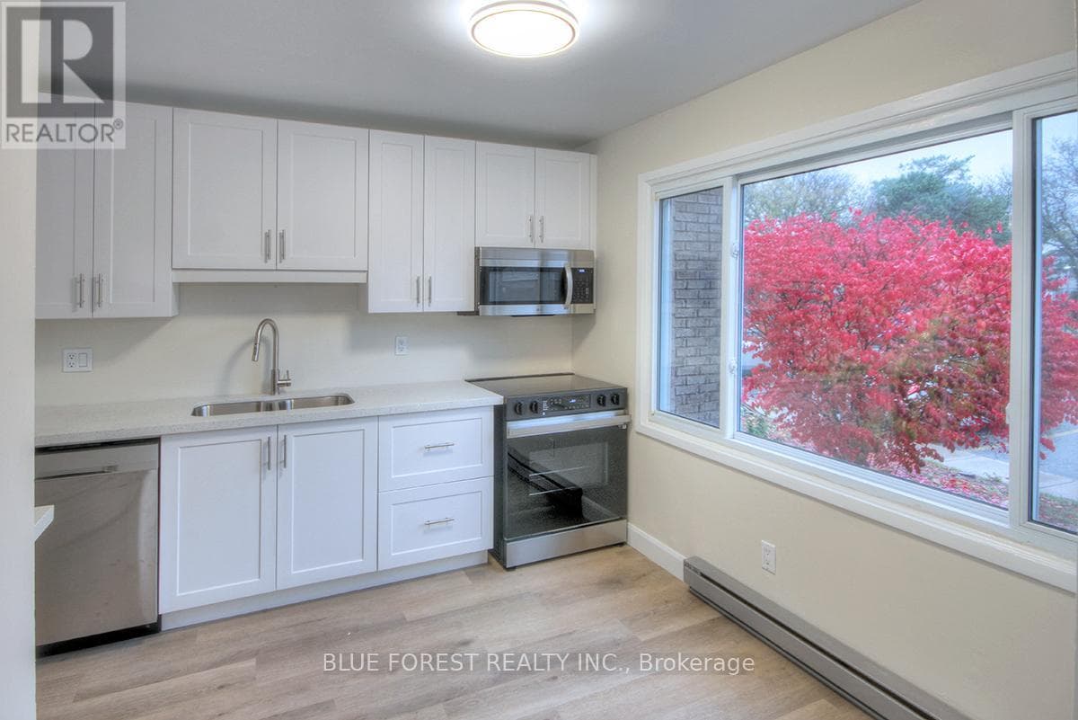 Single Family at 100- 690 Little Grey Street, London East (East L), Ontario - Photo 6 - RE/MAX Garden City Realty