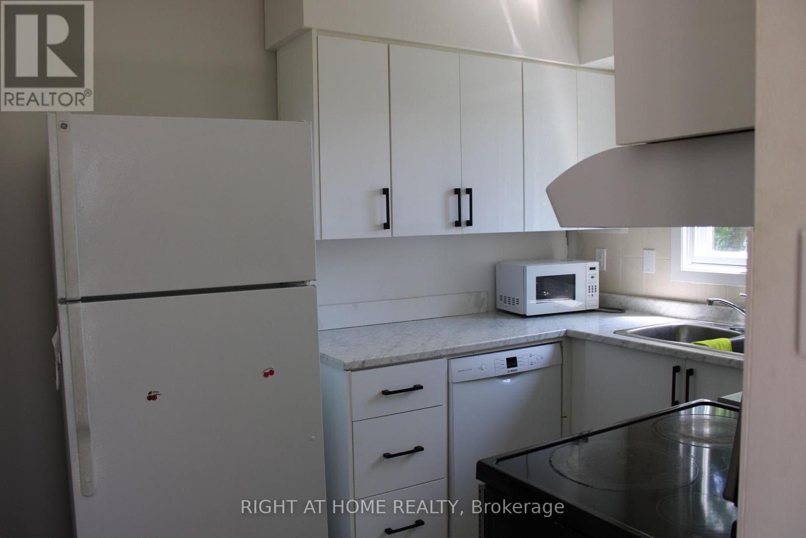 Multi-family at 168 Golfdale Crescent, London South (South Q), Ontario - Photo 2 - RE/MAX Garden City Realty