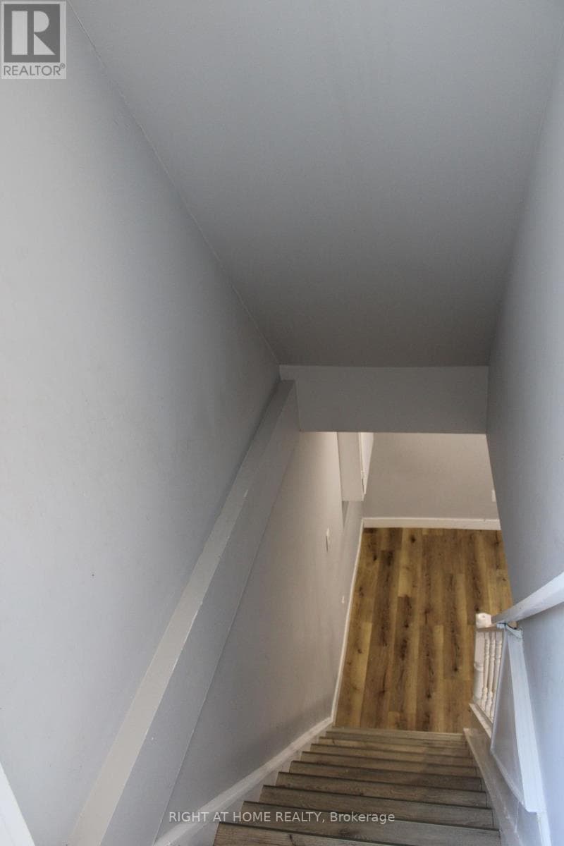 Multi-family at 168 Golfdale Crescent, London South (South Q), Ontario - Photo 3 - RE/MAX Garden City Realty
