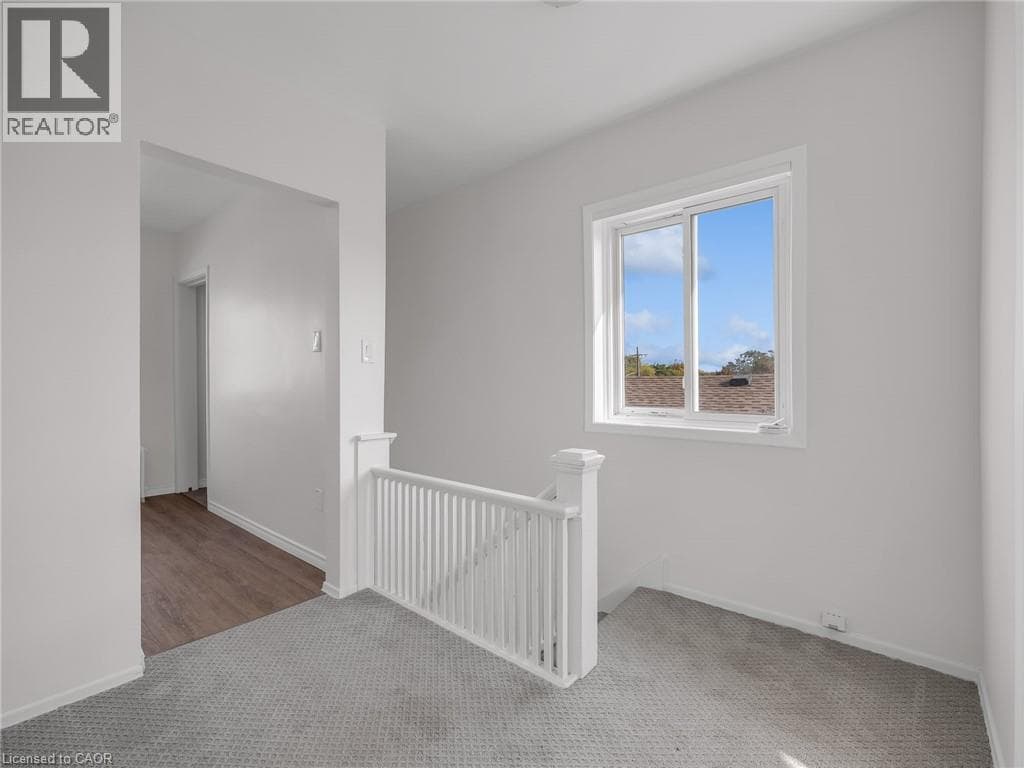 Single Family at UPPER- 7 MAITLAND Street, Thorold, Ontario - Photo 3 - RE/MAX Garden City Realty