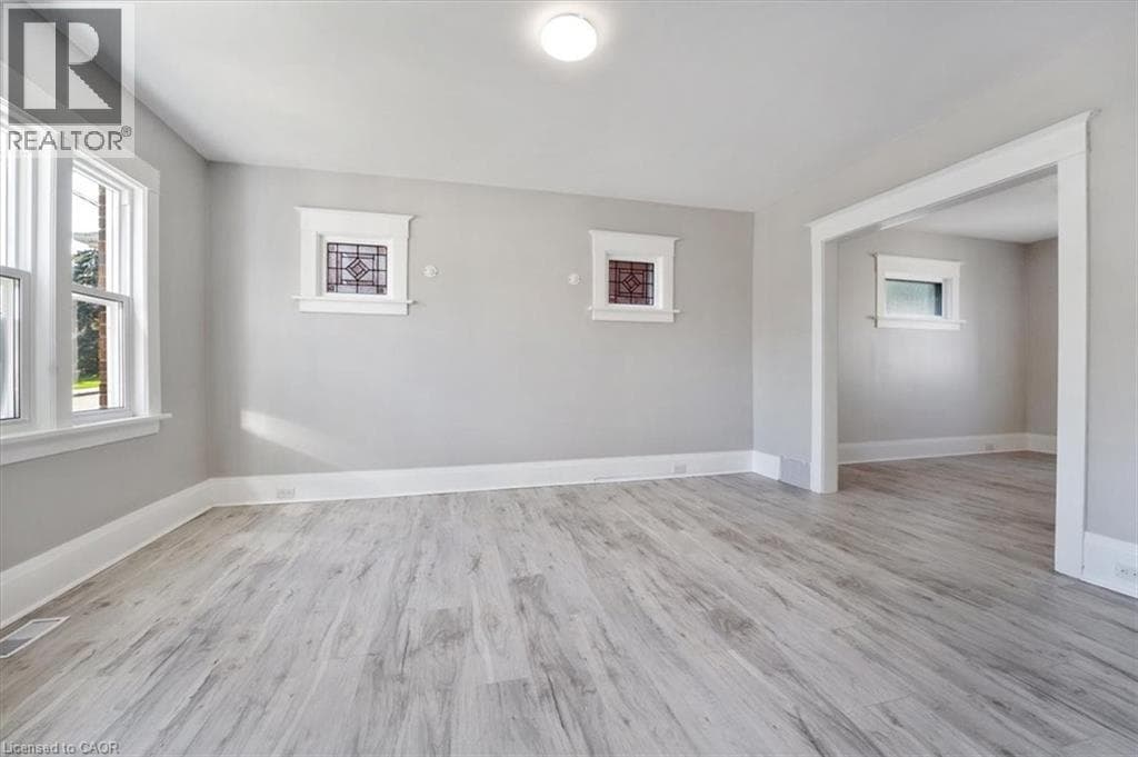 Single Family at Main- 3 CARLETON Street, Thorold, Ontario - Photo 4 - RE/MAX Garden City Realty