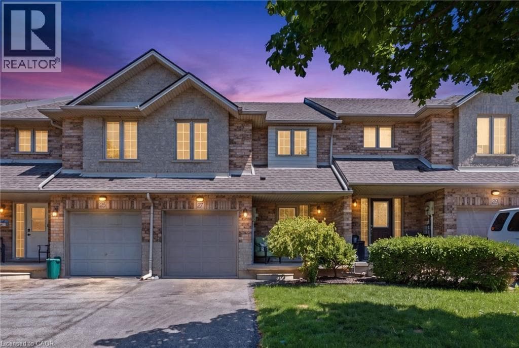 Single Family at 27 BEECH Street, Grimsby, Ontario - Photo 2 - RE/MAX Garden City Realty