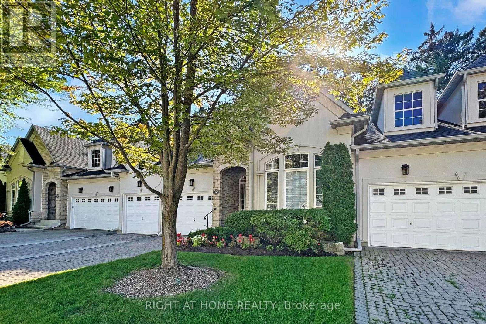 9 Arlington Way