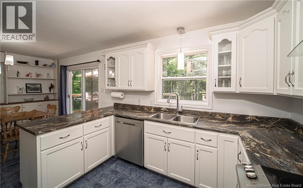 Single Family at , Lincoln, New Brunswick - Photo 4 - RE/MAX Garden City Realty