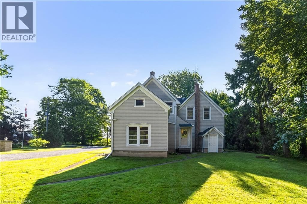 Single Family at 1629 GREGORY Road, St. Catharines, Ontario - Photo 6 - RE/MAX Garden City Realty