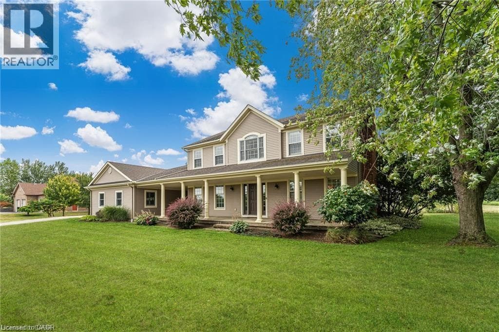 Single Family at 915 QUEENSTON Road, Niagara-on-the-Lake, Ontario - Photo 4 - RE/MAX Garden City Realty