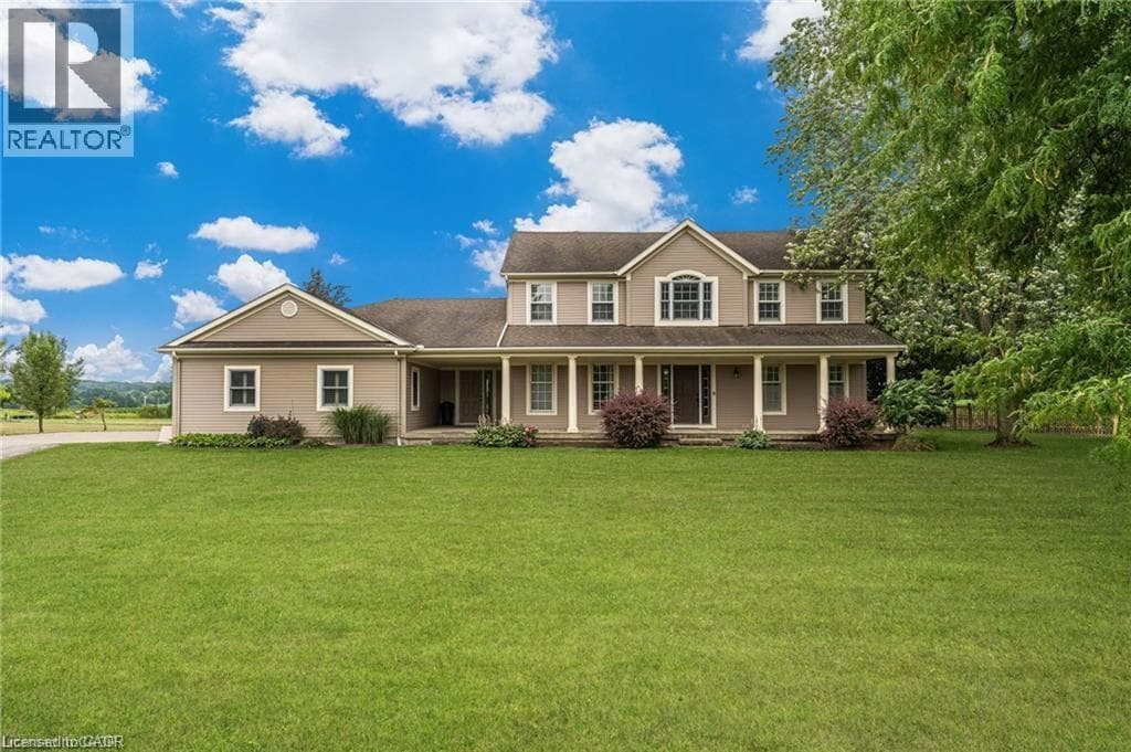 Single Family at 915 QUEENSTON Road, Niagara-on-the-Lake, Ontario - Photo 2 - RE/MAX Garden City Realty