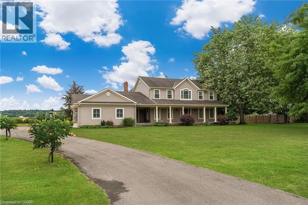 Single Family at 915 QUEENSTON Road, Niagara-on-the-Lake, Ontario - Photo 3 - RE/MAX Garden City Realty