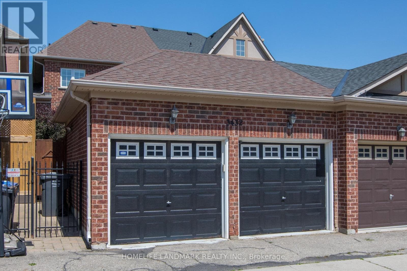 3432 Eglinton Avenue