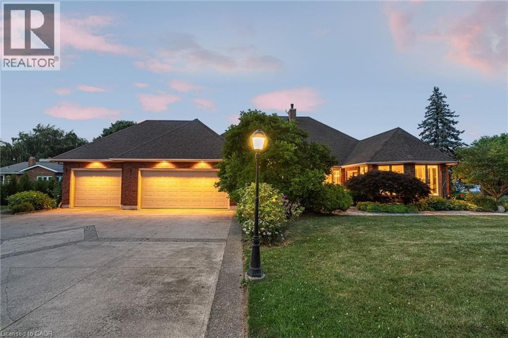 Single Family at 3503 LAKESHORE Road, Lincoln, Ontario - Photo 6 - RE/MAX Garden City Realty