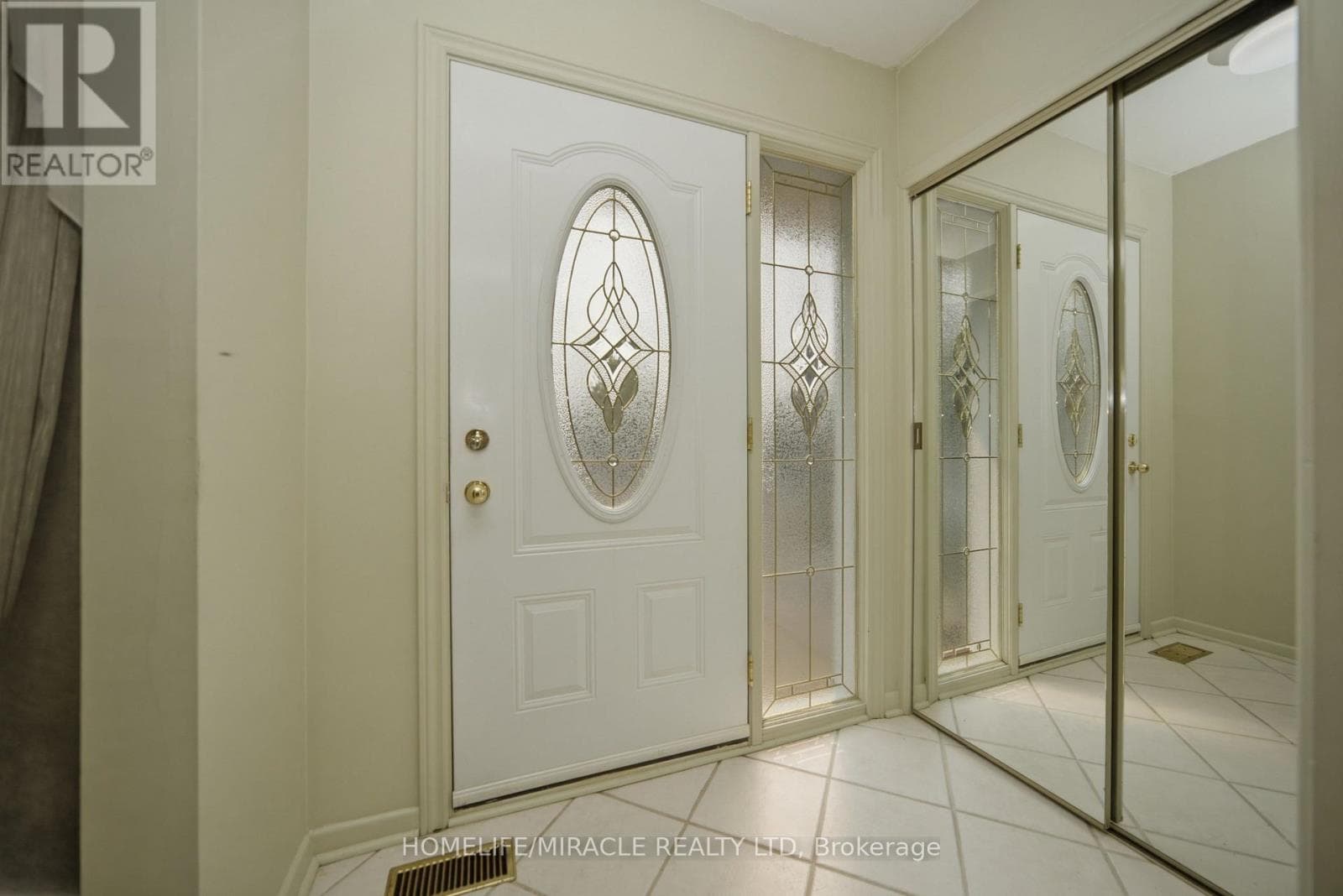 Single Family at 7089 Landen Court, Mississauga (Malton), Ontario - Photo 3 - RE/MAX Garden City Realty