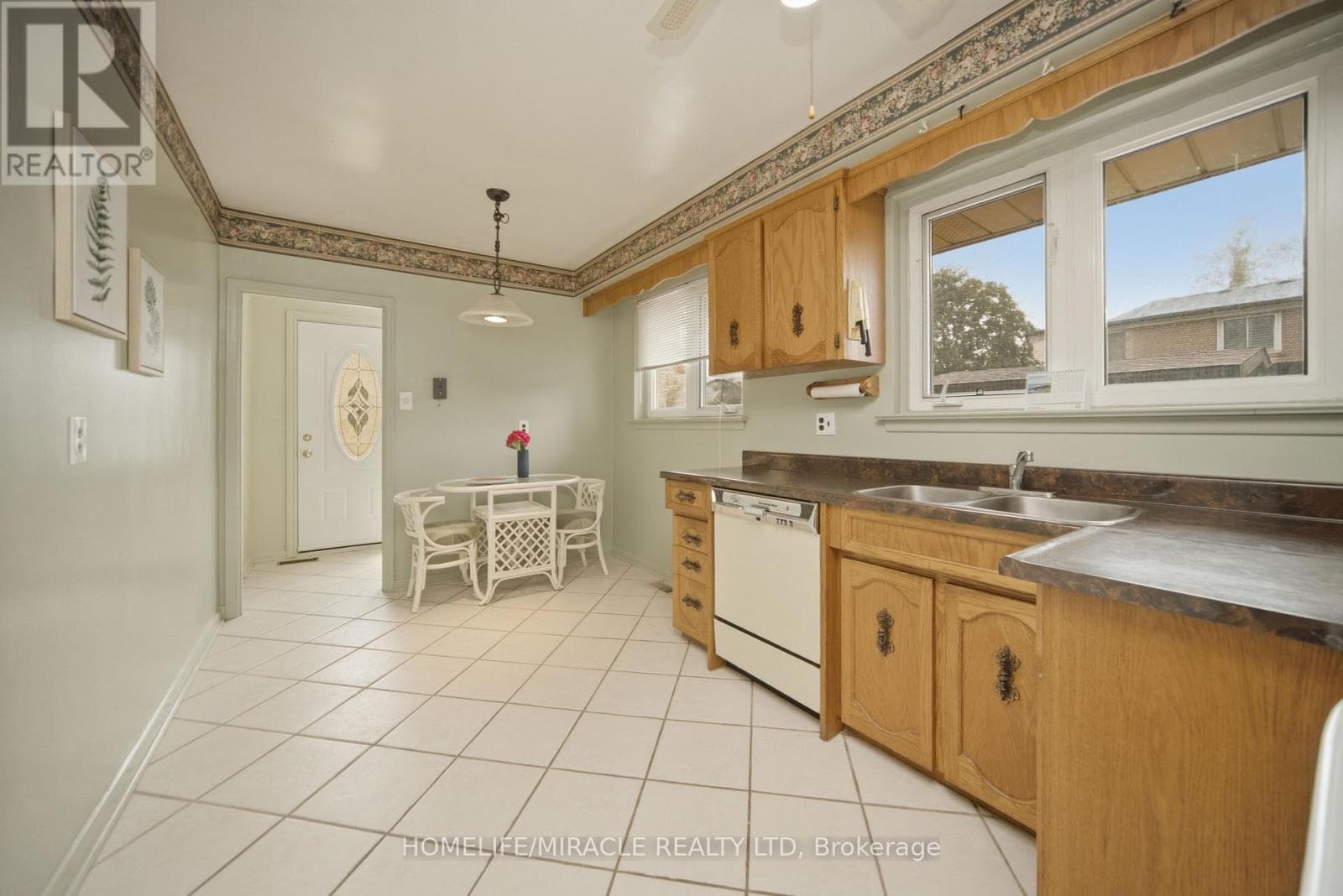 Single Family at 7089 Landen Court, Mississauga (Malton), Ontario - Photo 9 - RE/MAX Garden City Realty