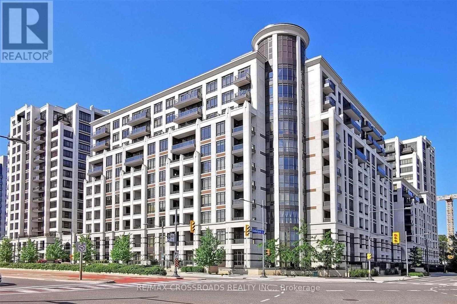 720- 99 South Town Centre Boulevard