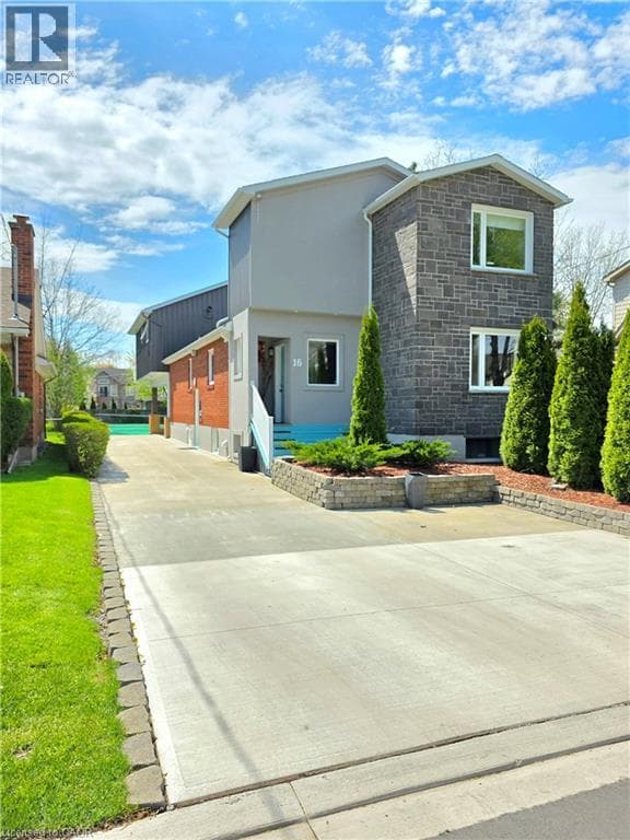 Multi-family at 16 FOREST HILL Road, St. Catharines, Ontario - Photo 4 - RE/MAX Garden City Realty