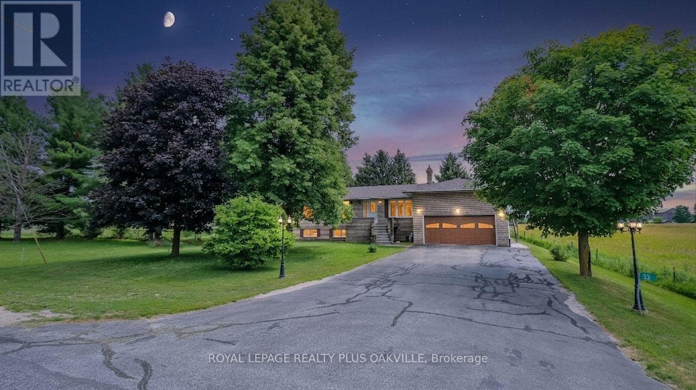 Single Family at 52 Denney Drive, Essa (Baxter), Ontario - Photo 3 - RE/MAX Garden City Realty
