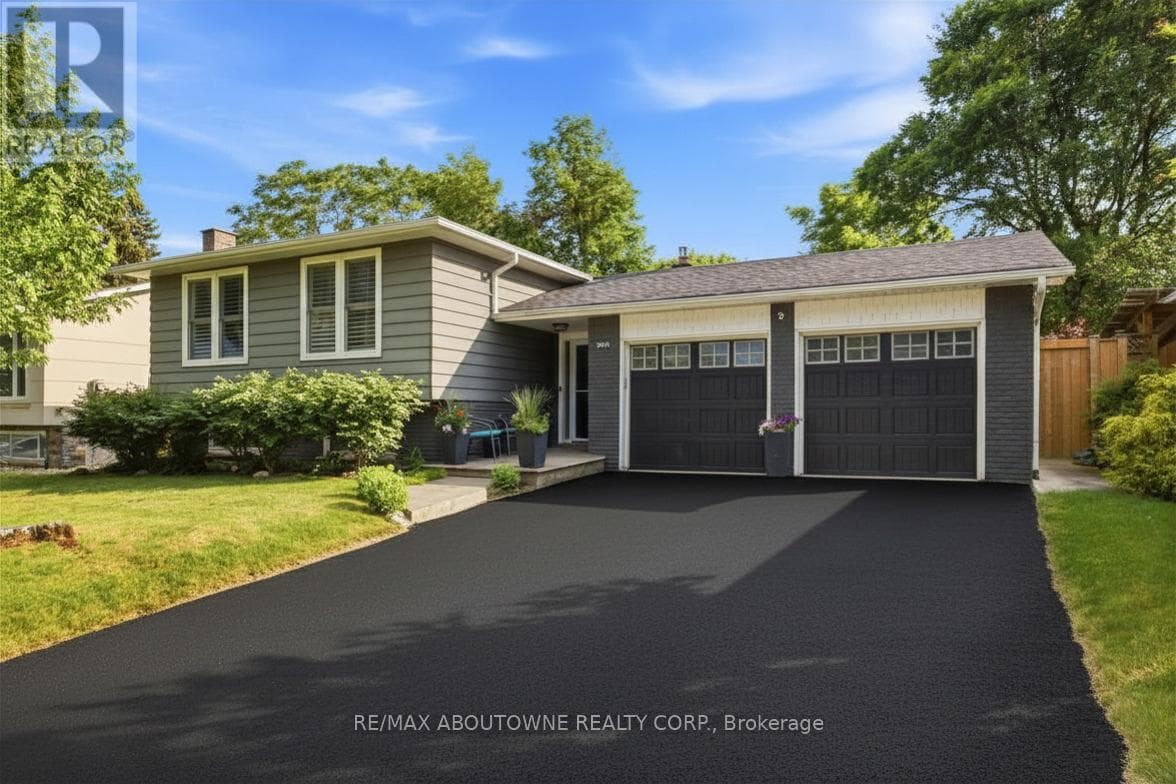 2501 Yarmouth Crescent
