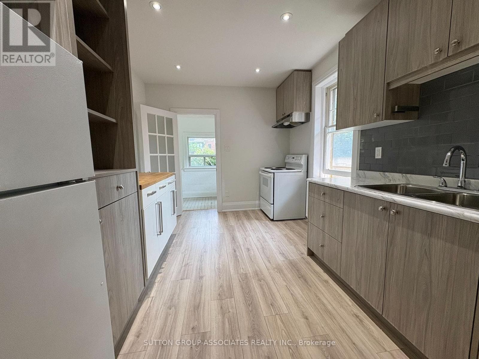 Multi-family at Upper- 191 Arlington Avenue, Toronto (Humewood-Cedarvale), Ontario - Photo 7 - RE/MAX Garden City Realty