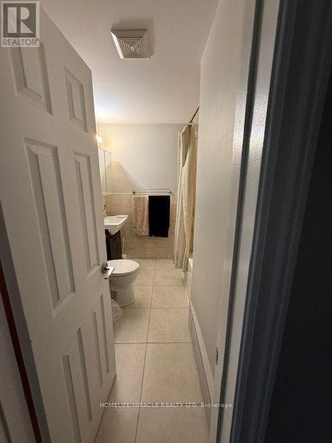 Multi-family at 9 Ellen Street, Mississauga (Streetsville), Ontario - Photo 5 - RE/MAX Garden City Realty