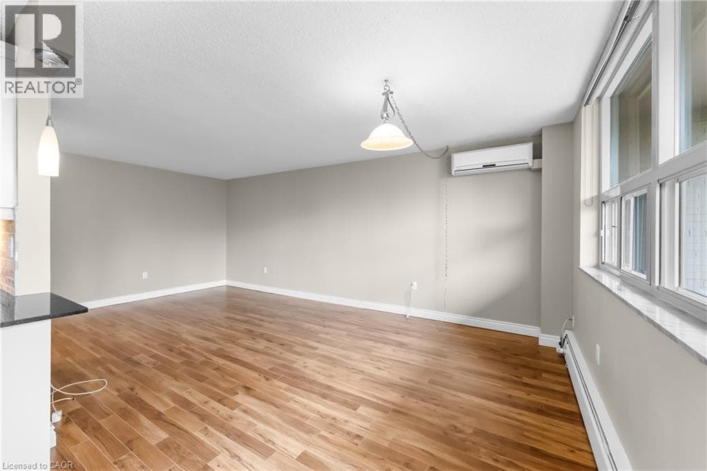 Single Family at 407- 6390 HUGGINS Street, Niagara Falls, Ontario - Photo 6 - RE/MAX Garden City Realty
