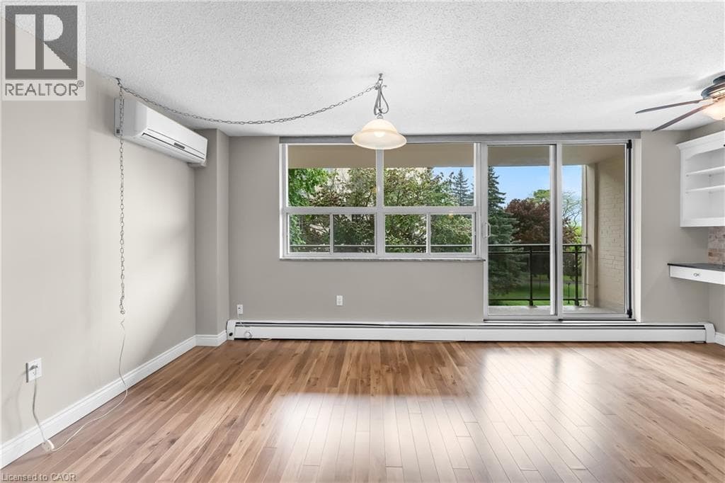 Single Family at 407- 6390 HUGGINS Street, Niagara Falls, Ontario - Photo 7 - RE/MAX Garden City Realty