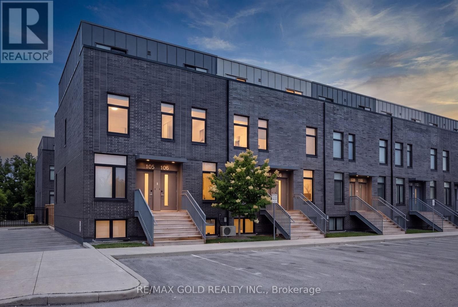 106- 1780 Simcoe Street