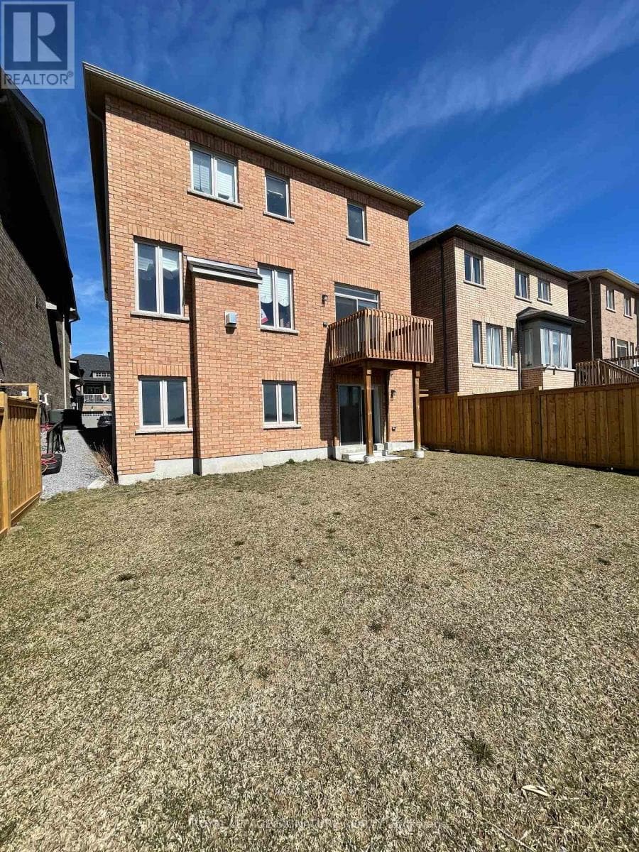 Single Family at 77 Ben Sinclair Avenue, East Gwillimbury (Queensville), Ontario - Photo 10 - RE/MAX Garden City Realty