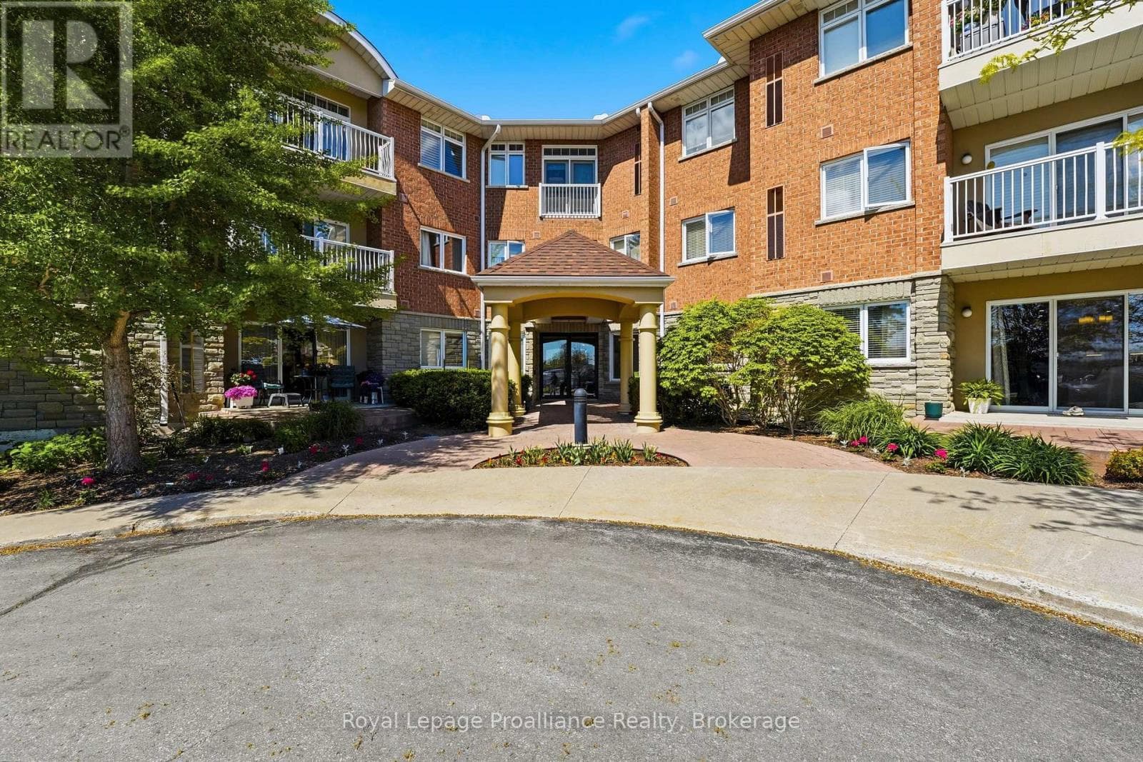 101- 15 Heartwood Drive