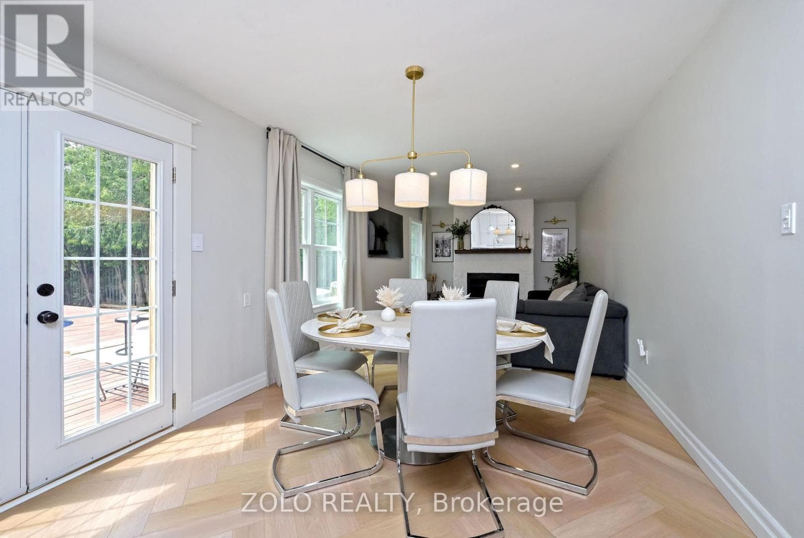 Single Family at 1077 Anna Maria Avenue, Innisfil (Alcona), Ontario - Photo 10 - RE/MAX Garden City Realty