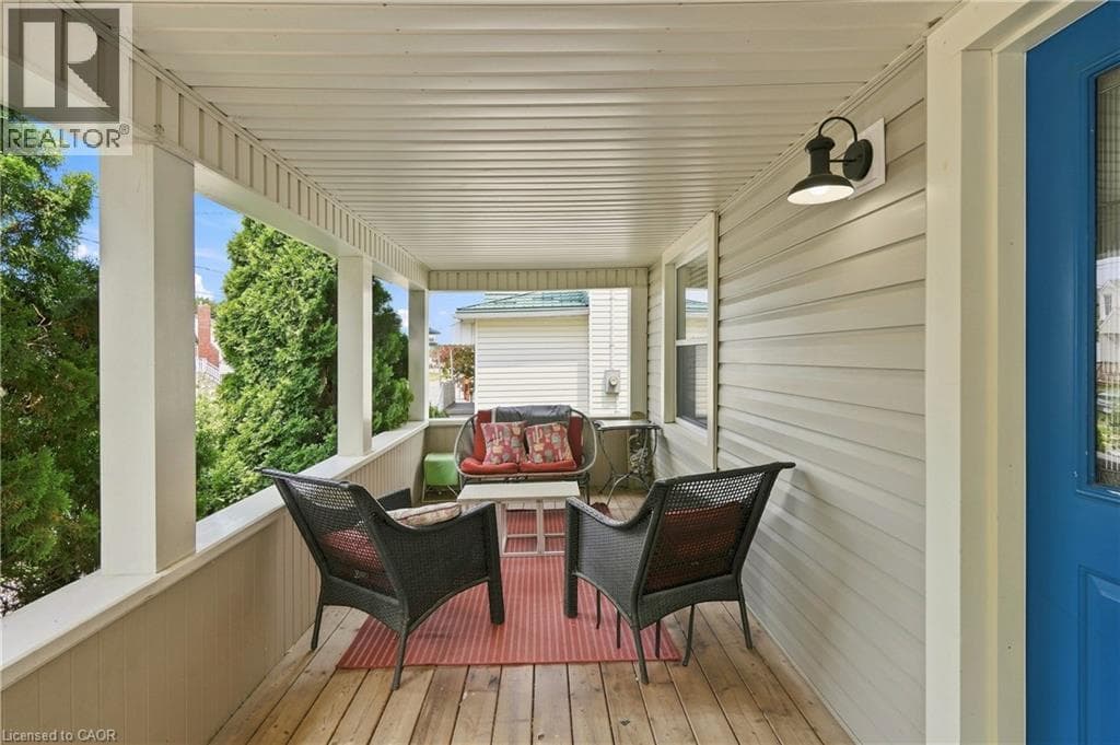 Single Family at 4313 CENTRAL Avenue, Lincoln, Ontario - Photo 2 - RE/MAX Garden City Realty