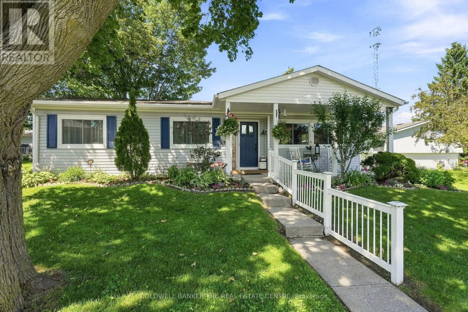 22 Western Avenue