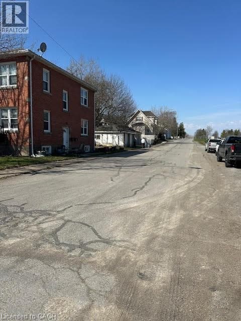 Multi-family at 4077 HICKSON Avenue, Niagara Falls, Ontario - Photo 6 - RE/MAX Garden City Realty