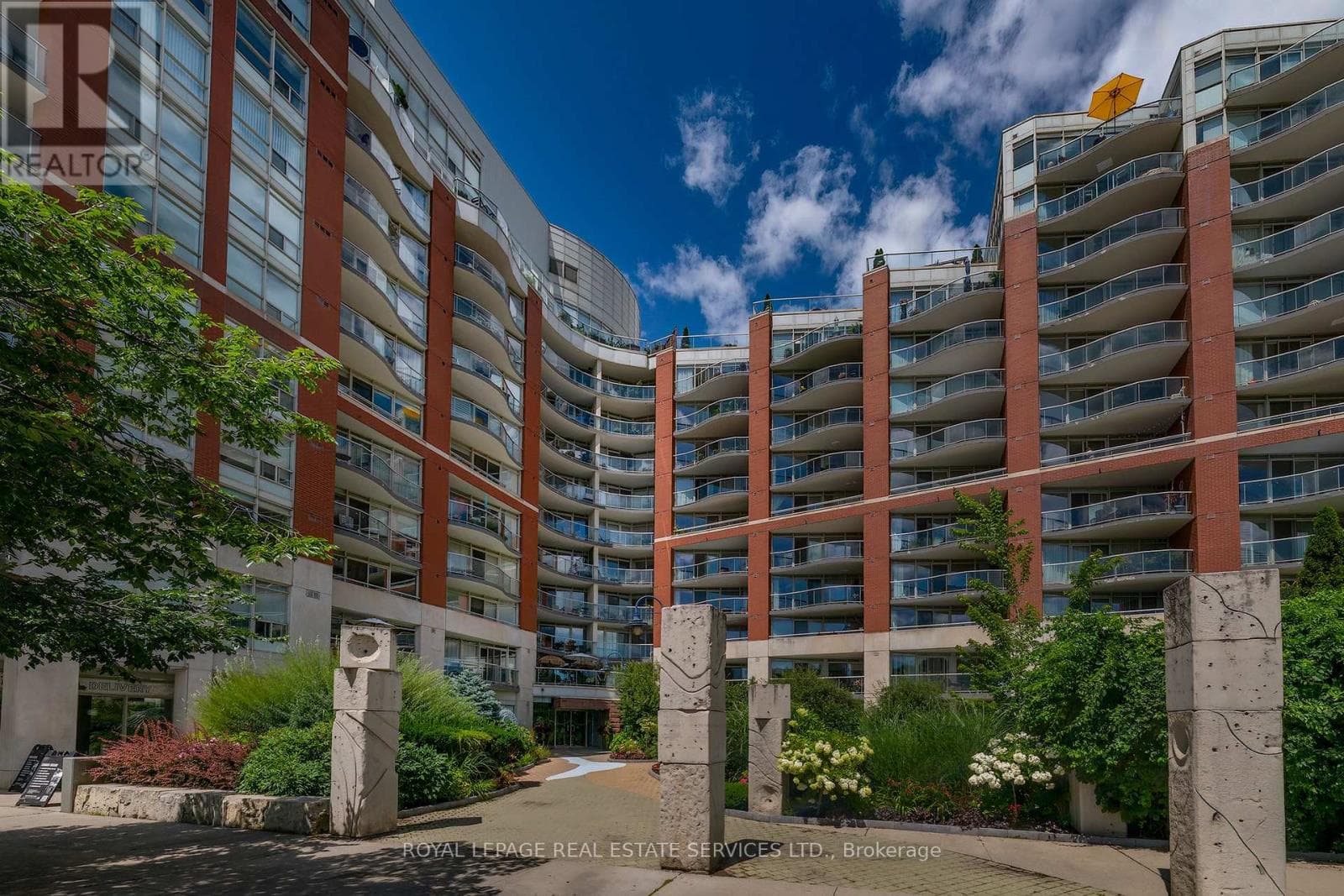 707- 550 Queens Quay