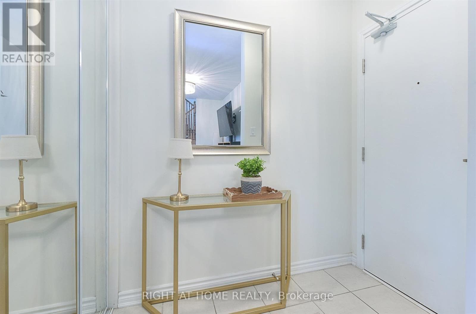 Single Family at 403- 1148 Dragonfly Ave Avenue, Pickering, Ontario - Photo 4 - RE/MAX Garden City Realty