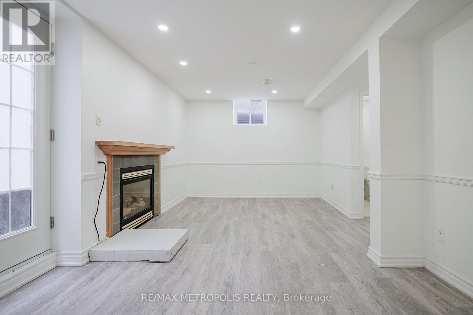 Single Family at BSMT- 570 Springview Drive, Pickering (Amberlea), Ontario - Photo 7 - RE/MAX Garden City Realty