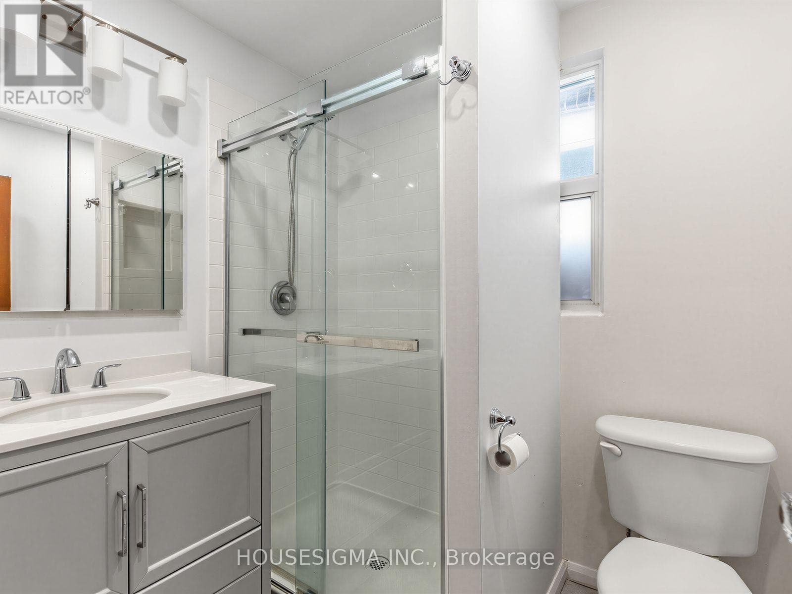 Single Family at 491 Hopewell Avenue, Toronto (Briar Hill-Belgravia), Ontario - Photo 3 - RE/MAX Garden City Realty
