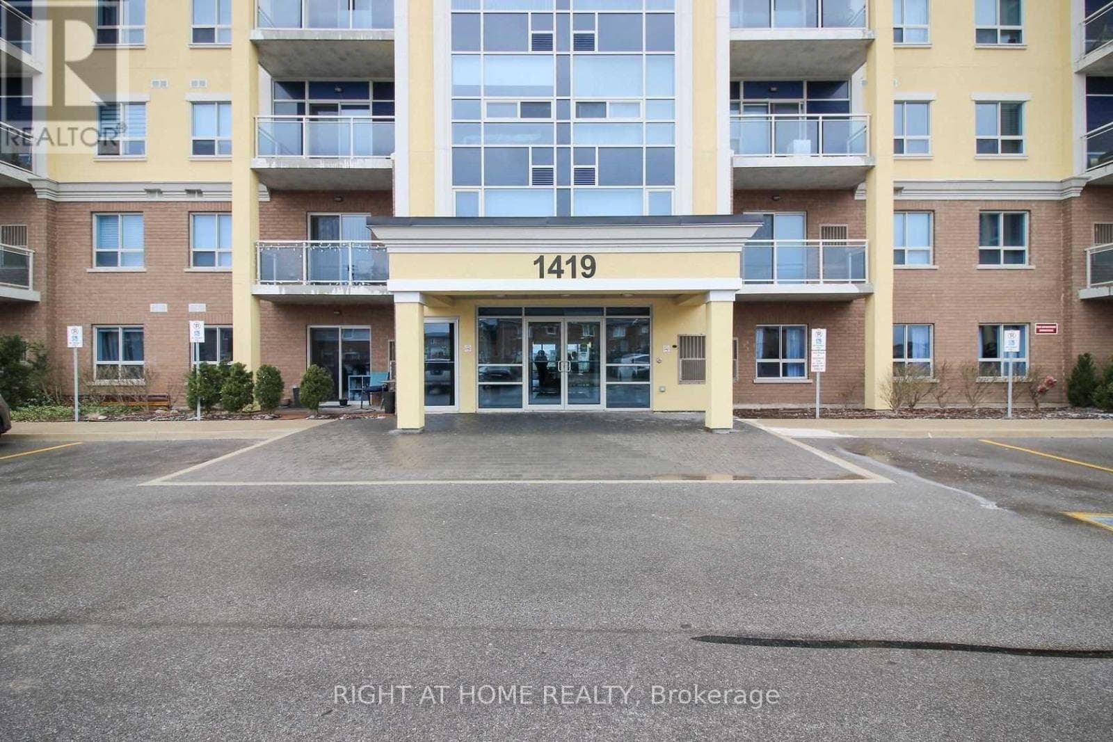 308- 1419 Costigan Road