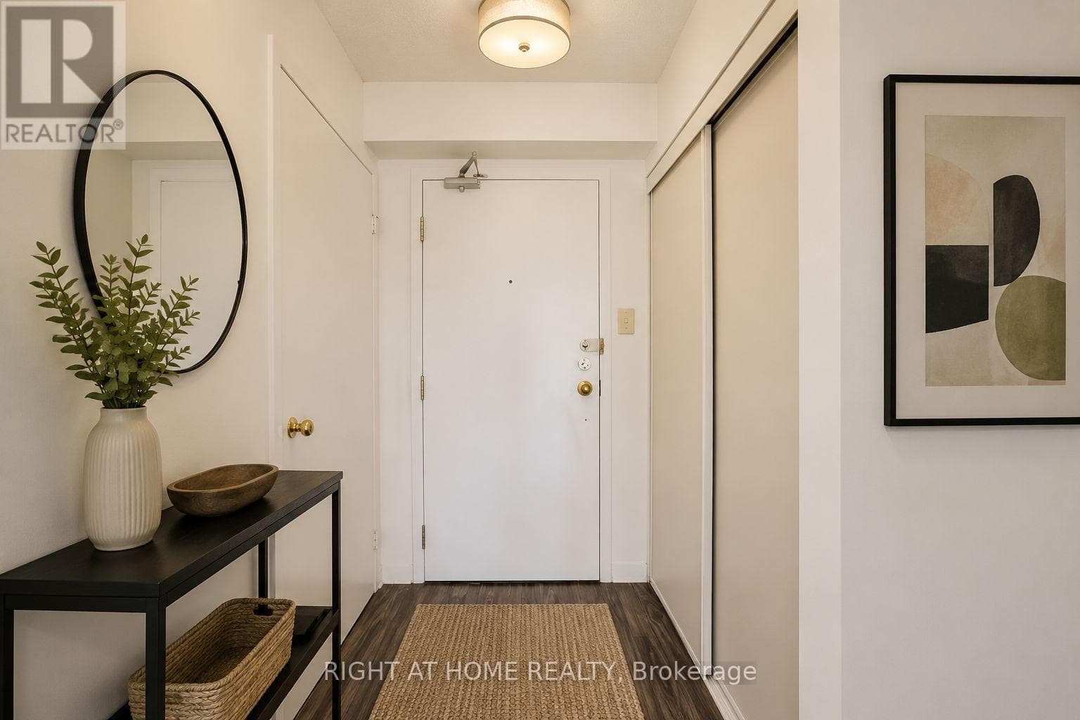 Single Family at 912- 4 Park Vista Drive, Toronto (O'Connor-Parkview), Ontario - Photo 7 - RE/MAX Garden City Realty