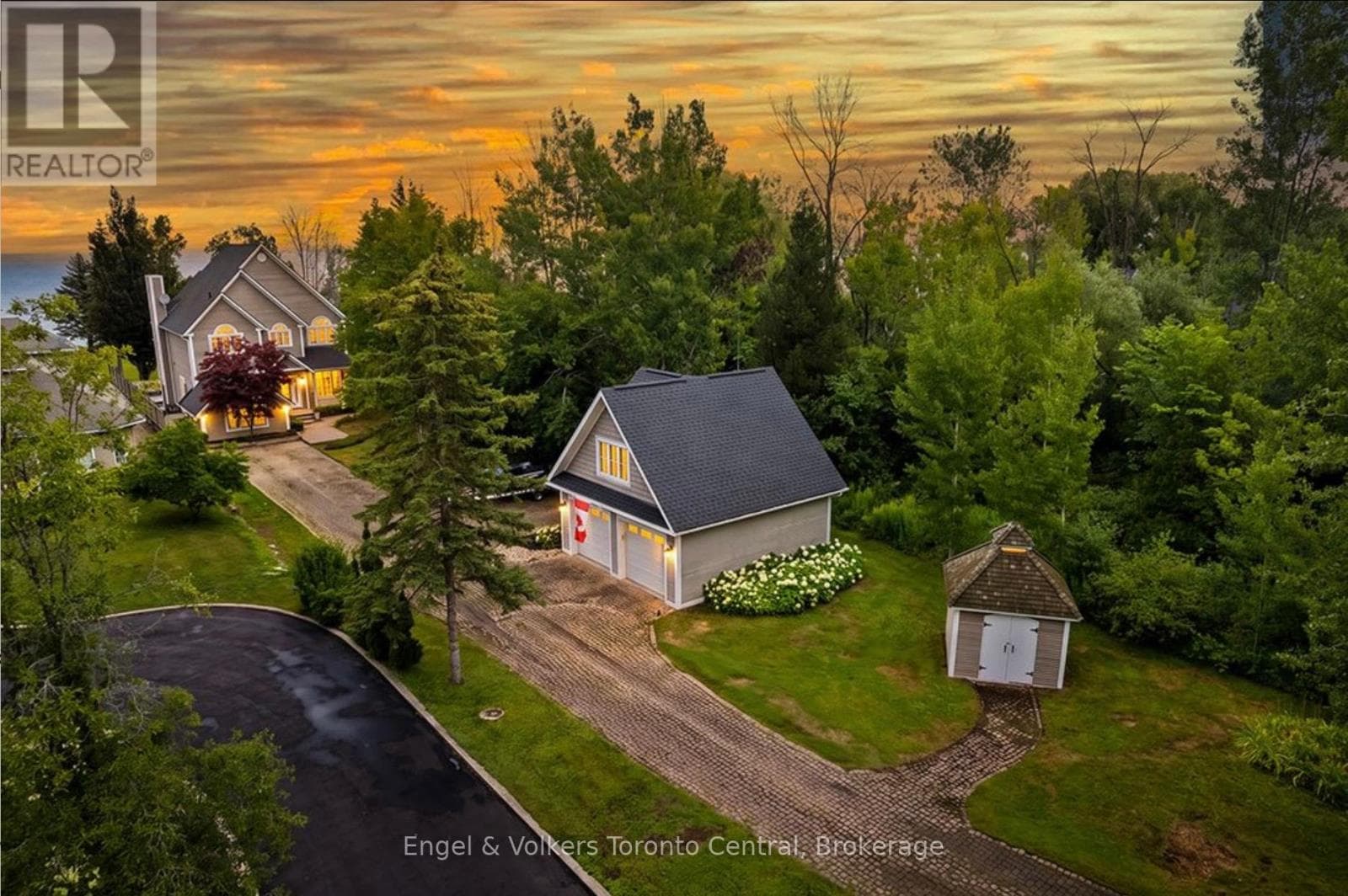 63 Georgian Manor Drive