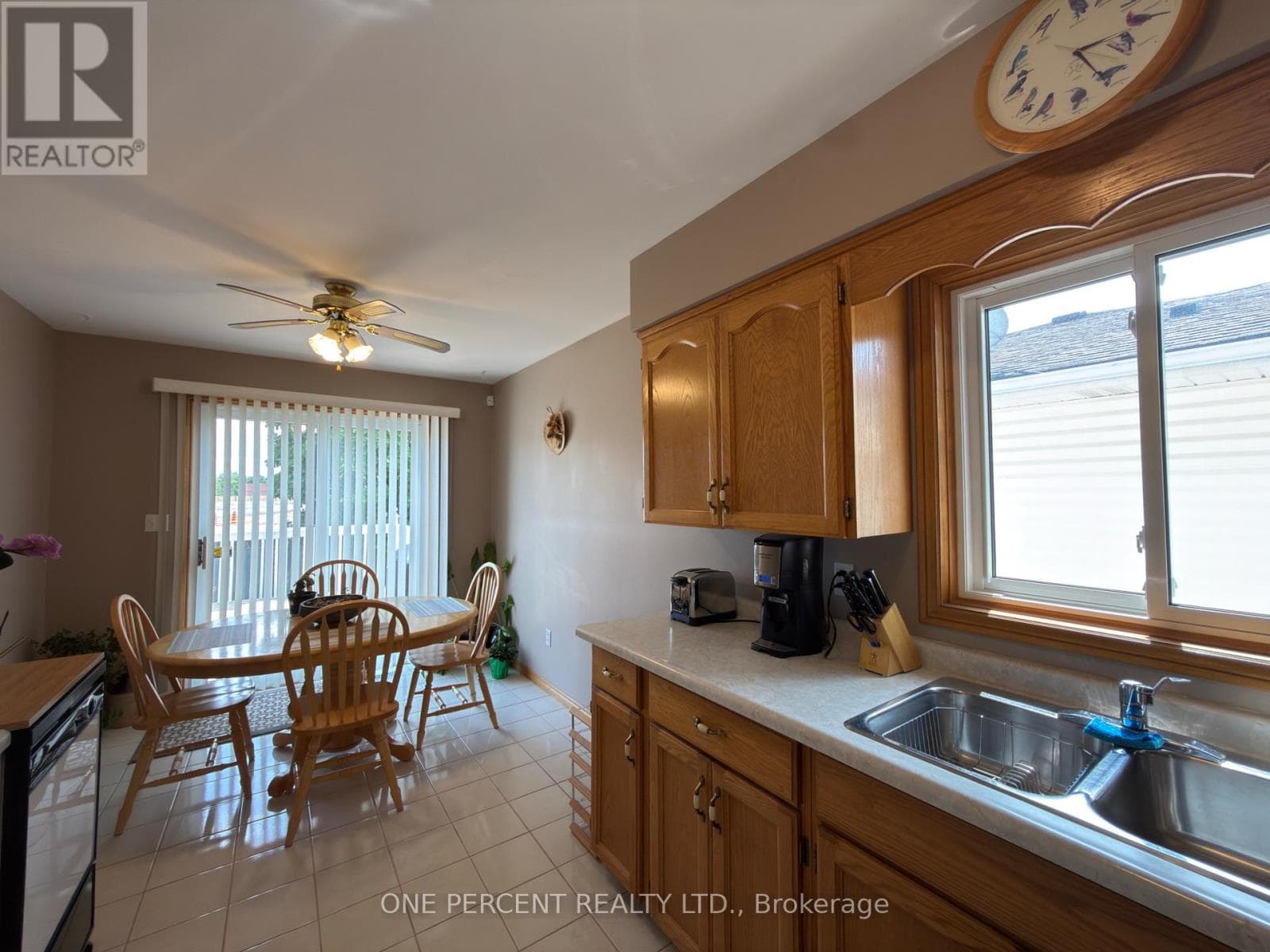 Single Family at 7476 Monastery Drive, Niagara Falls (Mt. Carmel), Ontario - Photo 2 - RE/MAX Garden City Realty