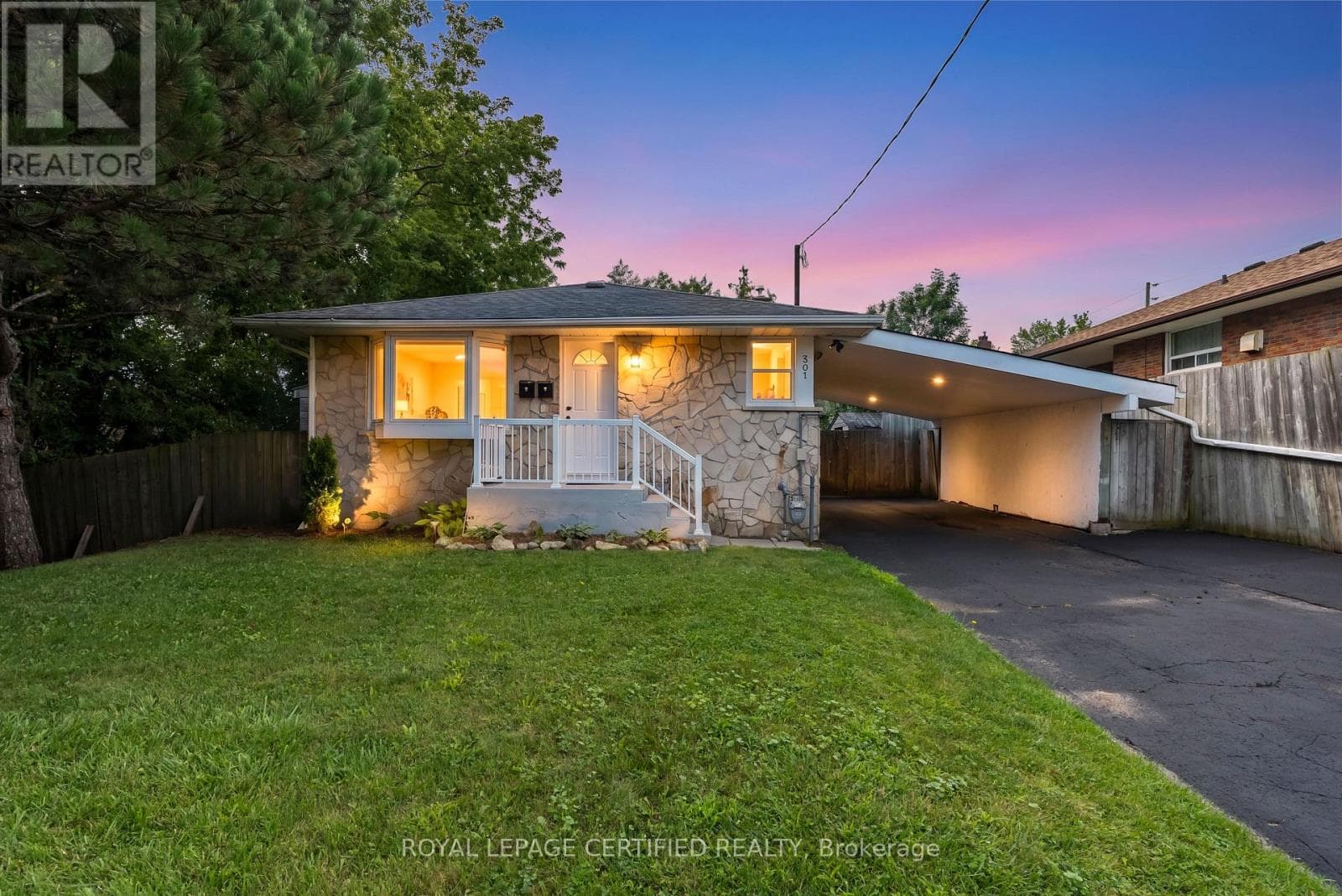 Multi-family at 301 Geneva Avenue, Oshawa (Lakeview), Ontario - Photo 2 - RE/MAX Garden City Realty
