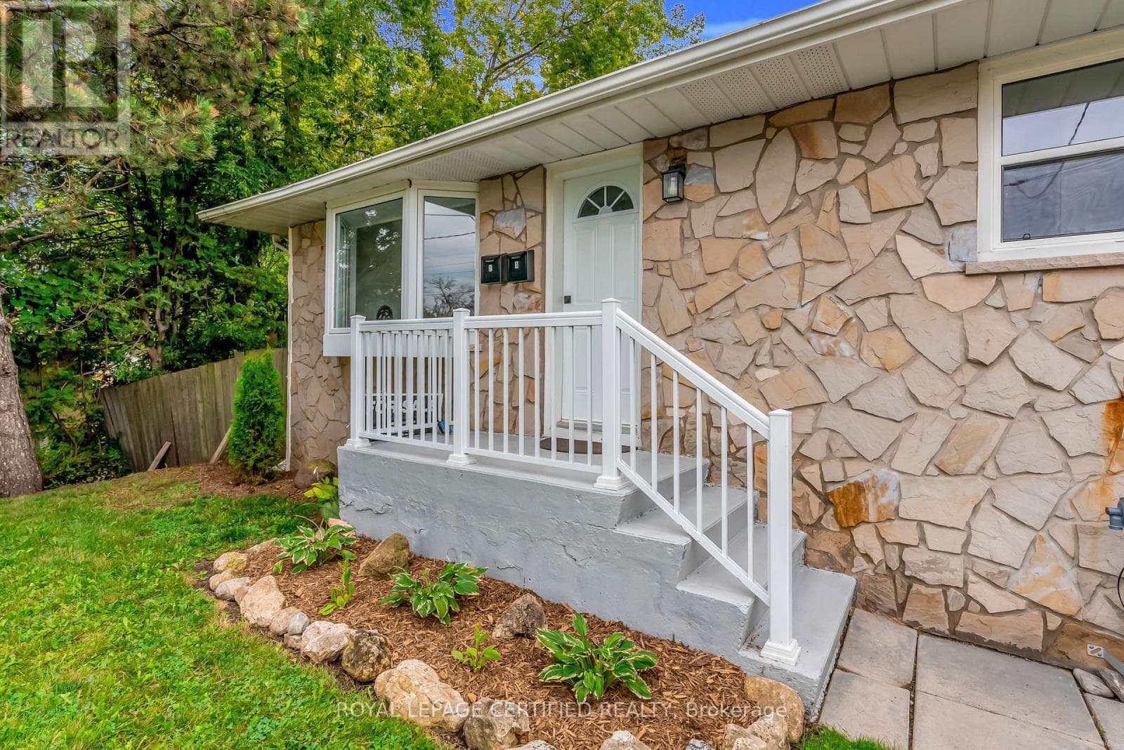 Multi-family at 301 Geneva Avenue, Oshawa (Lakeview), Ontario - Photo 6 - RE/MAX Garden City Realty