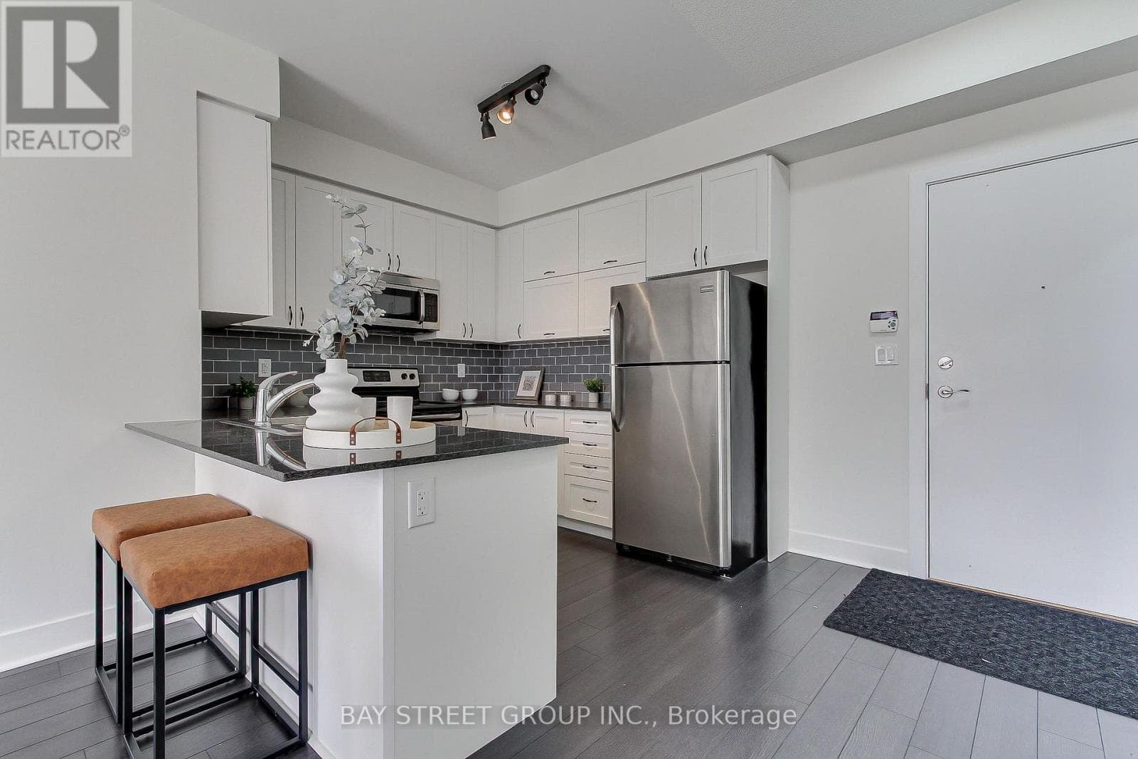 Single Family at PH8- 28 Prince Regent Street, Markham (Cathedraltown), Ontario - Photo 6 - RE/MAX Garden City Realty